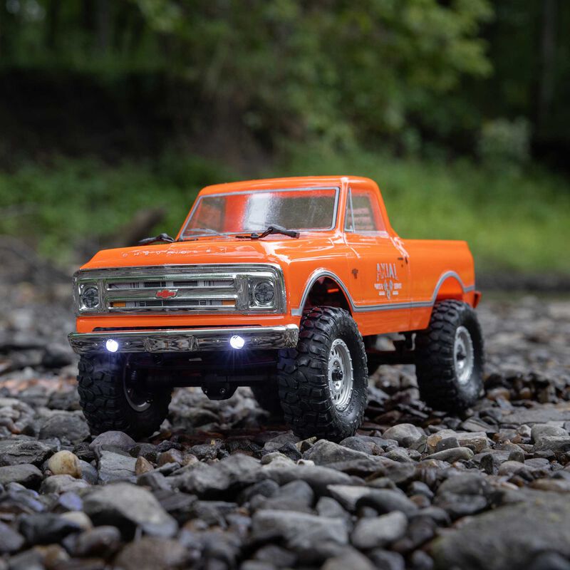 AXIAL AXI00001V2 1/24 SCX24 1967 Chevrolet C10 4WD Brushed Truck RTR