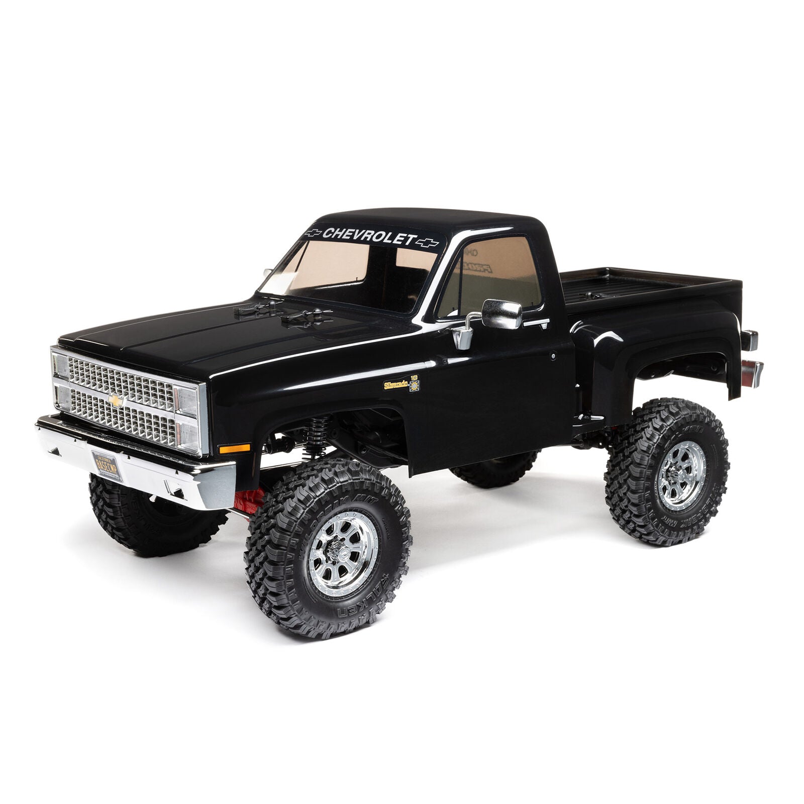 AXIAL AXI03030 1/10 SCX10 III Base Camp 1982 Chevy K10 4X4 RTR