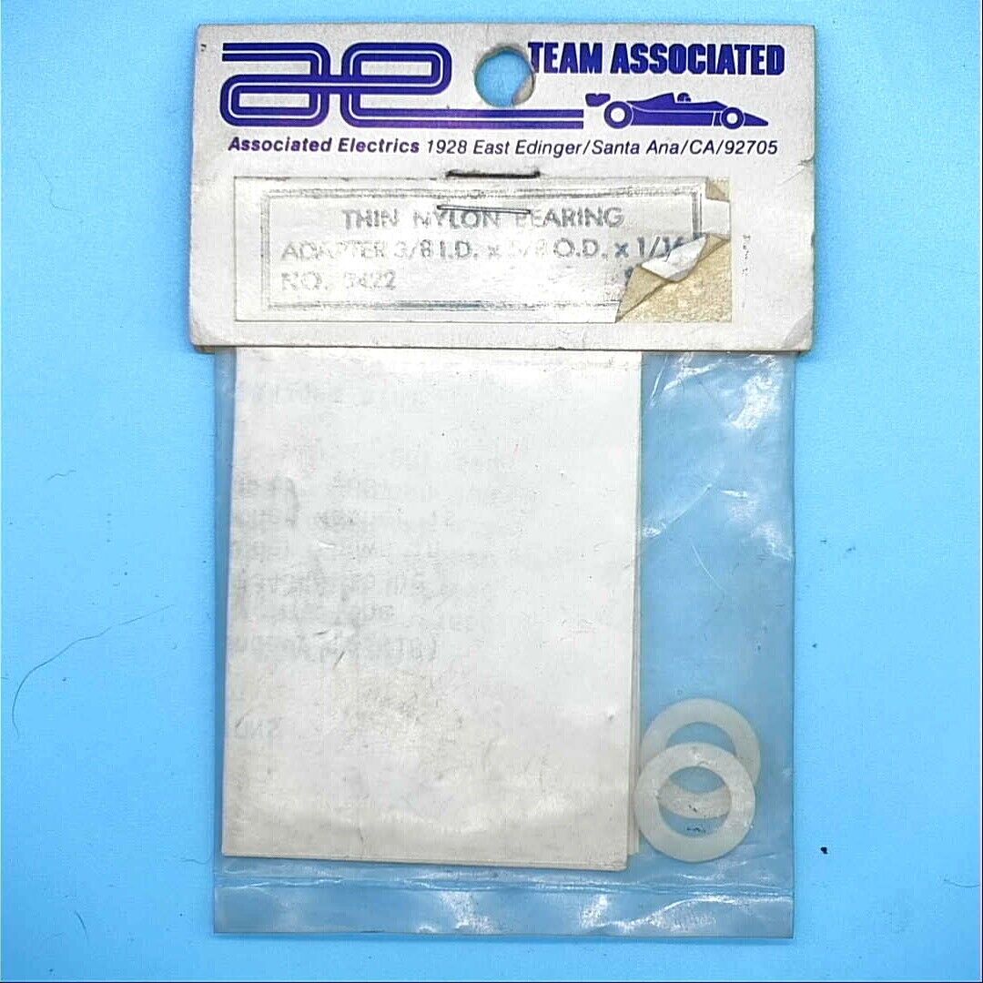 ASSOCIATED 3422 *DISCONTINUED* Thin Nylon Bearing Adapter 3/81D. X 5/8 O.DX 1/16